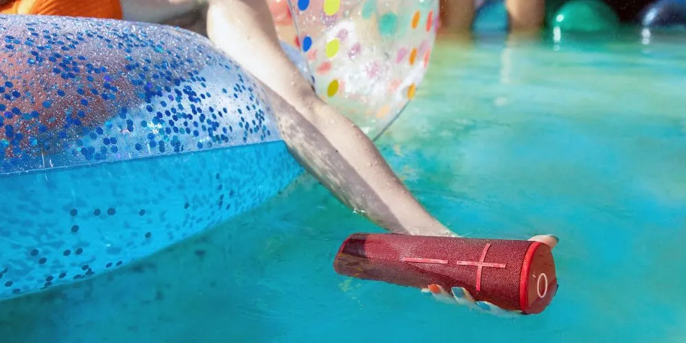 Waterproof speaker