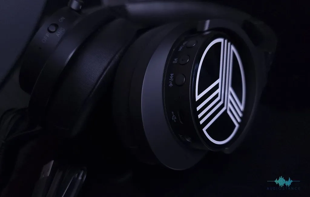 Treblab Z2 headphones