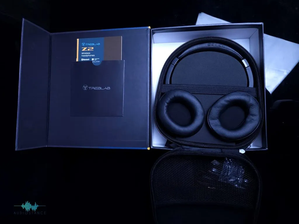 Treblab Z2 headphones unboxing