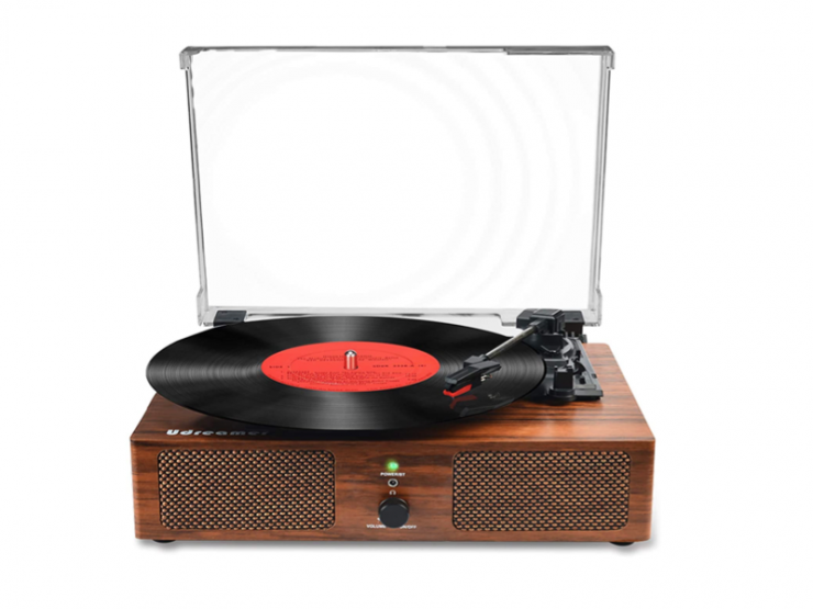Top 6 Affordable Record Players With Builtin Speakers