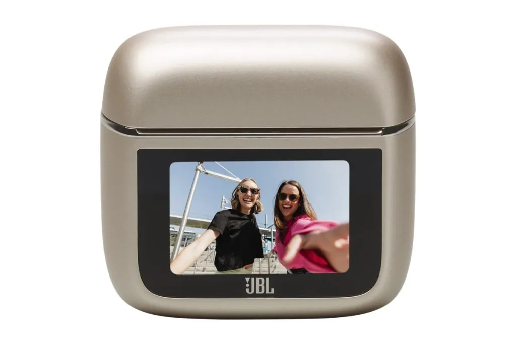 JBL Tour 3 Earbuds Closed